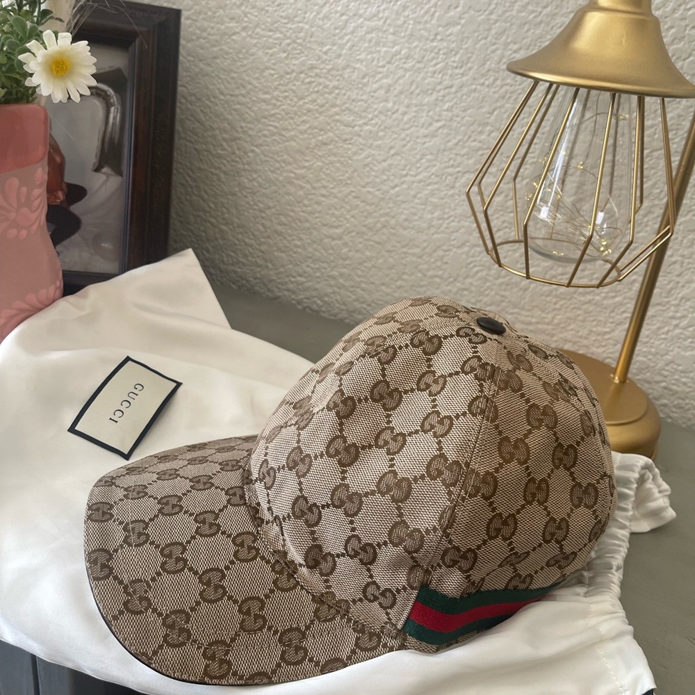 Gucci Tan Monogram Cap with Green and Red Stripe
